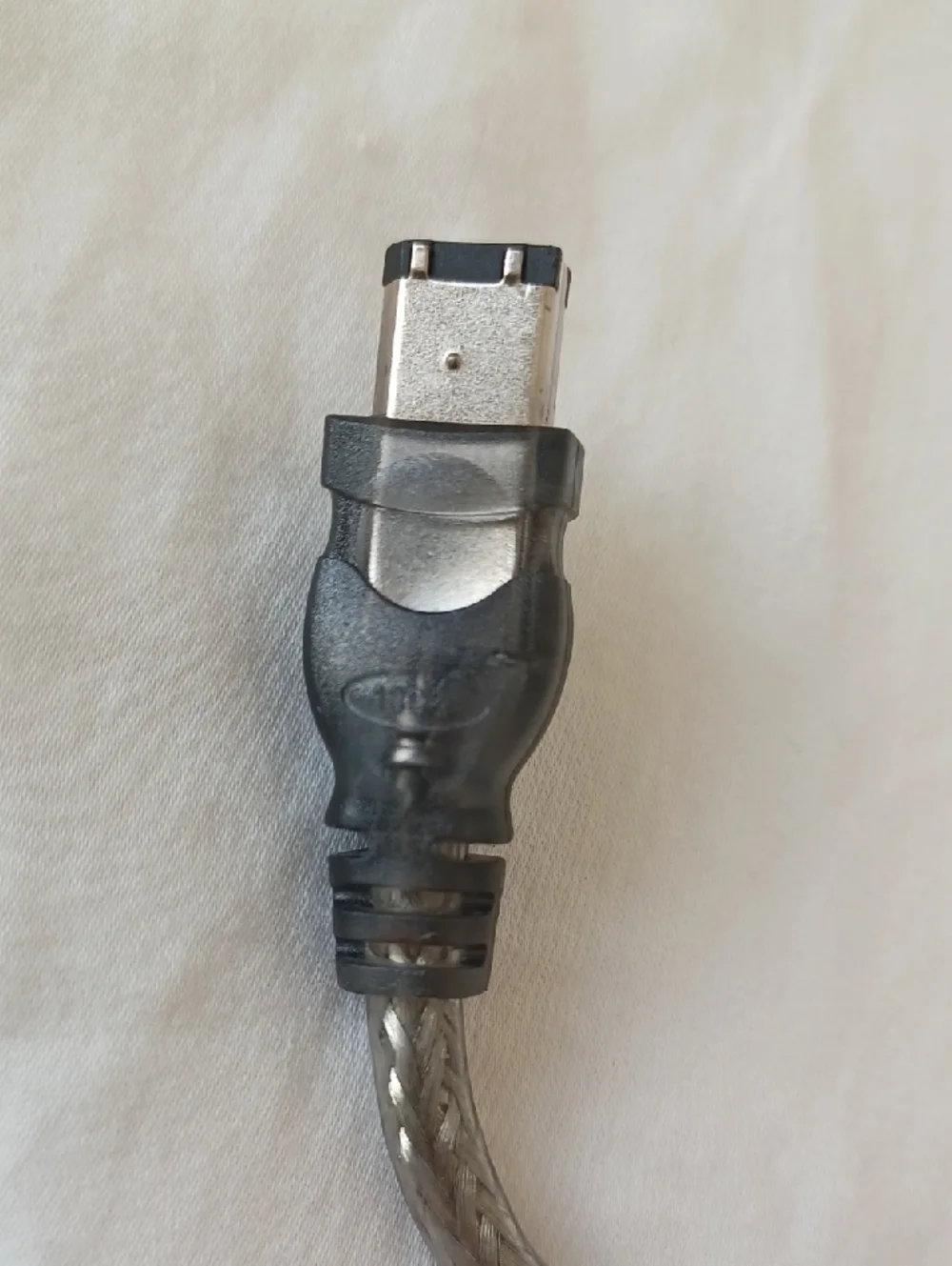 3/$25 SALE Belkin Pro Series FireWire IEEE 1394 Cable 4 pin to 6 pin 400 Mbps 3'